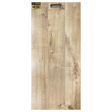 پارکت لمینت زدایکس پرومکس ZX PROMAX تجربهای متفاوت از زیبایی، دوام و ظرافت در طراحی داخلی پارکت لمینت زدایکس پرومکس (ZX PROMAX) محصولی خاص و مدرن برای فضاهای لوکس است. این مدل با ابعاد خاص و چشمنواز ۱۴×۱۲۰ سانتیمتر، فضای خانه یا محل کار شما را بزرگترو بسیار شیکتر جلوه میدهد. این پارکت دارای روکش اورلی (Overlay) است که مقاومت بالایی در برابر خط و خش، سایش و لکه ایجاد میکند، و آن را برای محیطهای مسکونی، تجاری و پرتردد کاملاً مناسب میسازد. همچنین وجود شیار V-Groove (اصطلاحاً وی گروو) در لبهها، نمایی شبیه به چوب طبیعی و اصیل به کفپوش میدهد و جلوهی بصری بسیار لوکس و چشمگیری ایجاد میکند --- ویژگیهای شاخص ZX PROMAX: *طراحی لوکس و لاکچری مناسب دکوراسیون مدرن *ابعاد تایل: ۱۴×۱۲۰ سانتیمتر – ظاهری کشیده و یکپارچه *روکش اورلی با دوام بالا – مقاوم در برابر خط و خش و سایش *دارای شیار V-Groove – زیبایی بیشتر و شبیهسازی بهتر چوب طبیعی *مناسب برای فضای مسکونی و تجاری پرتردد *نصب آسان با کلیکهای مقاوم و اتصال دقیق *ساخت با متریال درجهیک – تحت استانداردهای بینالمللی کیفیت --- ZX PROMAX انتخابی مطمئن برای کسانی است که به زیبایی، کیفیت و ماندگاری در طراحی داخلی اهمیت میدهند. اگر بهدنبال کفپوشی متمایز برای خانه، دفتر یا فضای تجاریتان هستید، پرومکس با ظاهر مدرن و دوام بالا، انتخابی بینقص خواهد بود.